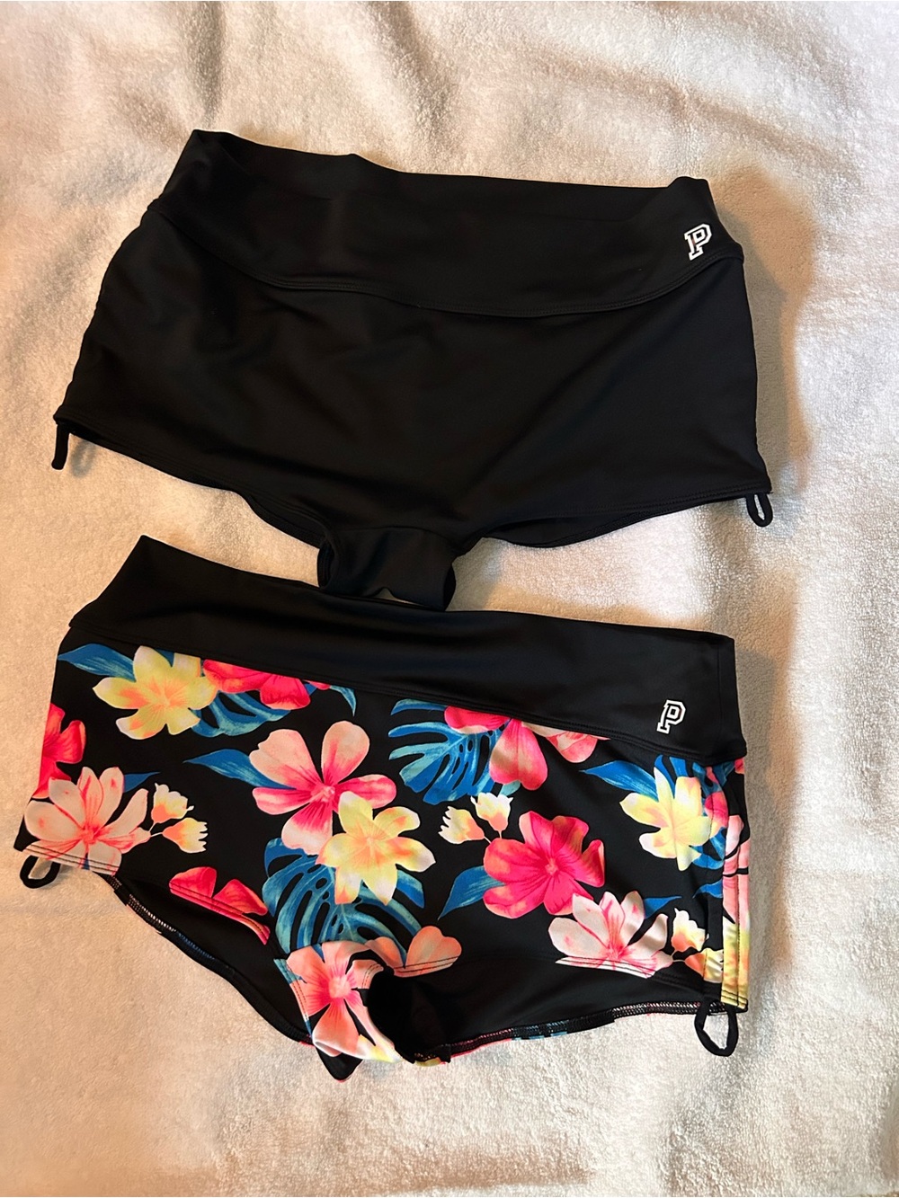 PINK Victoria's Secret Black & Multicolor Floral Swim Shorts